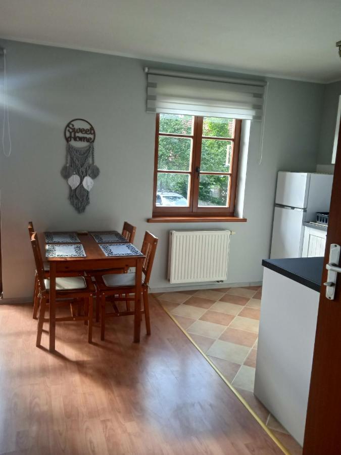 Sloneczny Apartament W Centrum Pieknych Karkonoszy Jelenia Góra Buitenkant foto